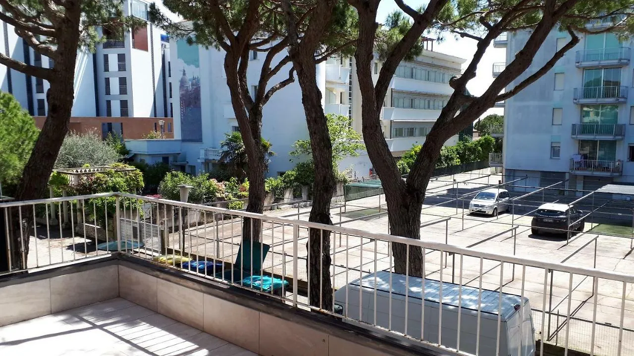 Hotel Villa Dina Lido di Jesolo 2*,  Olaszország