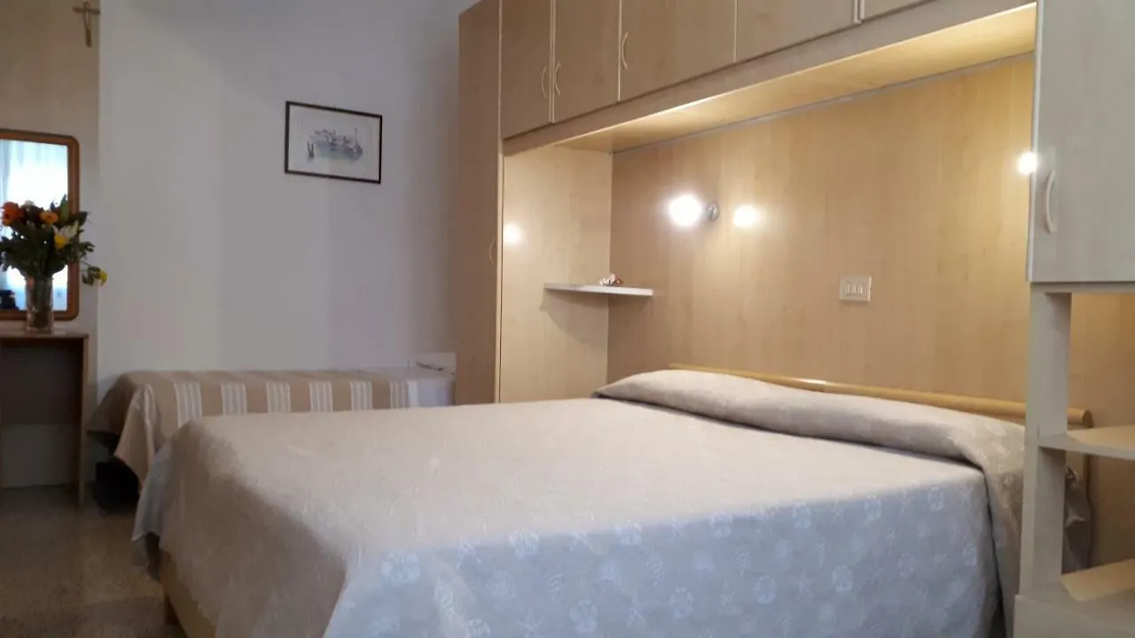 **  Hotel Villa Dina Lido di Jesolo Olaszország