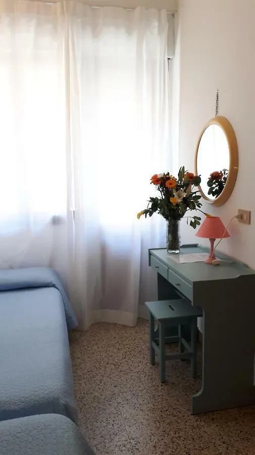 Hotel Villa Dina Lido di Jesolo 2*,  Olaszország